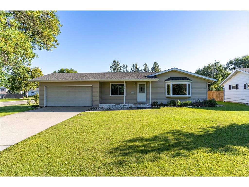 305 Euclid Avenue Crookston MN 56716 7060579 image1