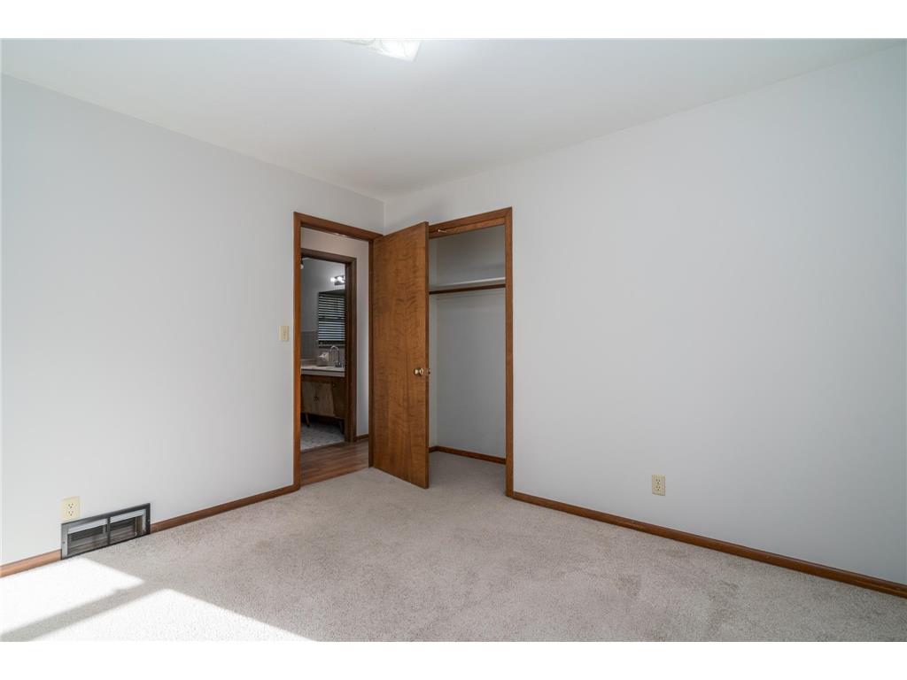 305 Euclid Avenue Crookston MN 56716 7060579 image12
