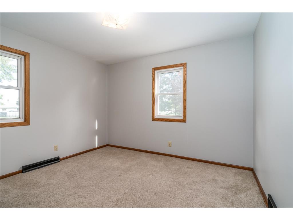 305 Euclid Avenue Crookston MN 56716 7060579 image16