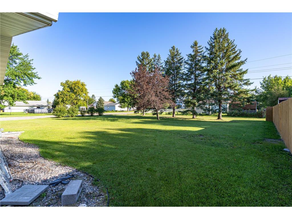 305 Euclid Avenue Crookston MN 56716 7060579 image33
