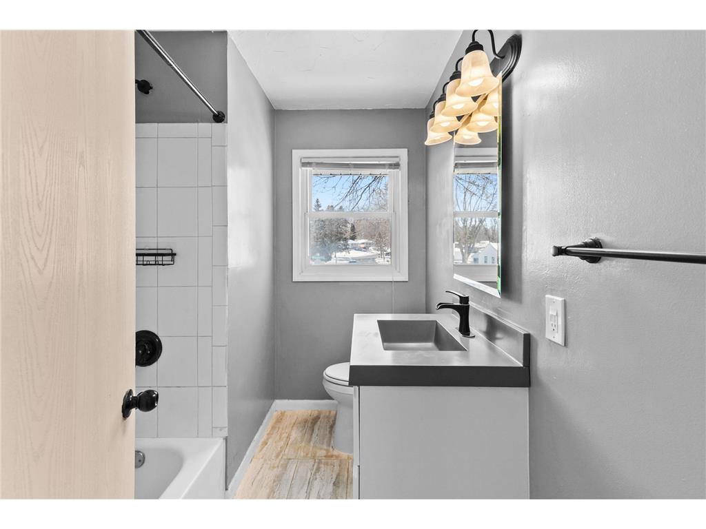 305 Greystone Avenue N Oakdale MN 55128 6808436 image12