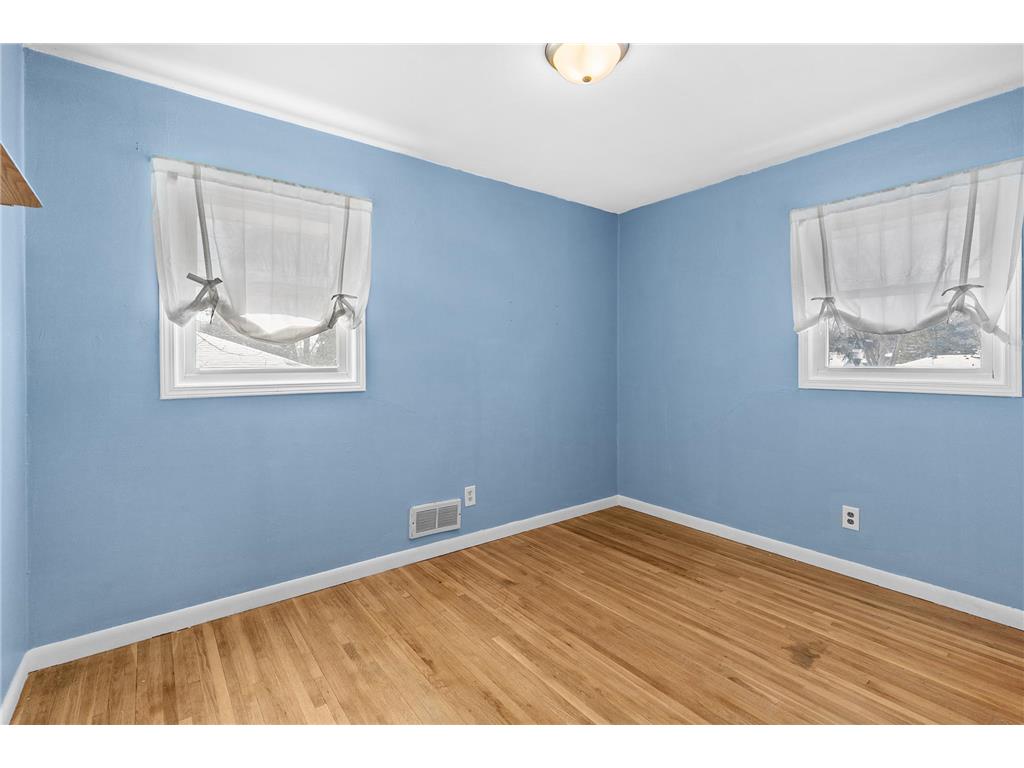 305 Greystone Avenue N Oakdale MN 55128 6808436 image6