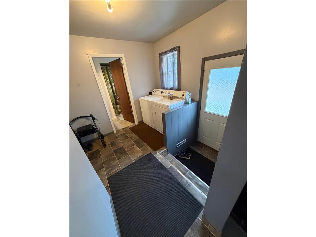 305 Harding Street S Karlstad MN 56732 7056612 image4