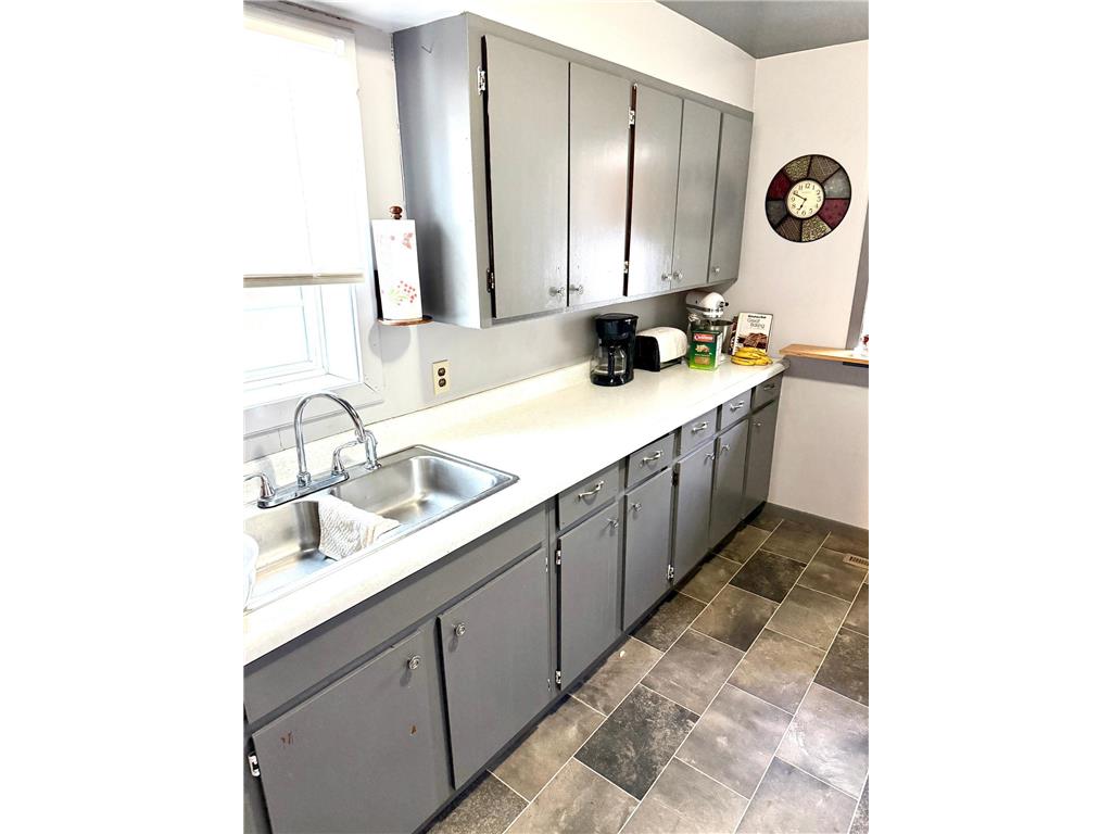 305 Harding Street S Karlstad MN 56732 7056612 image6