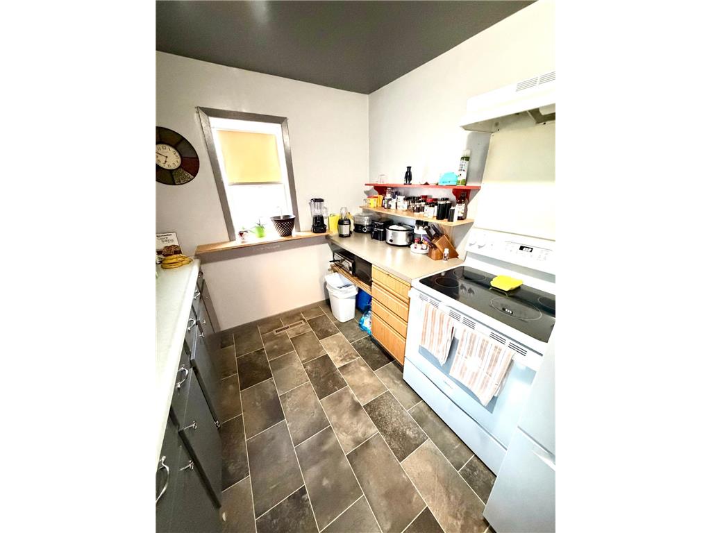 305 Harding Street S Karlstad MN 56732 7056612 image7