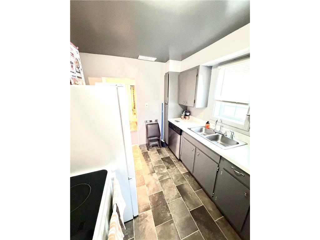 305 Harding Street S Karlstad MN 56732 7056612 image8
