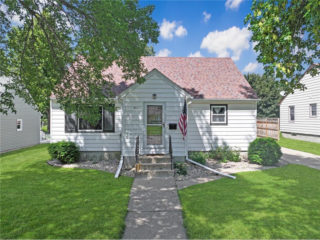 305 Jean Avenue Marshall MN 56258 6771171 image1
