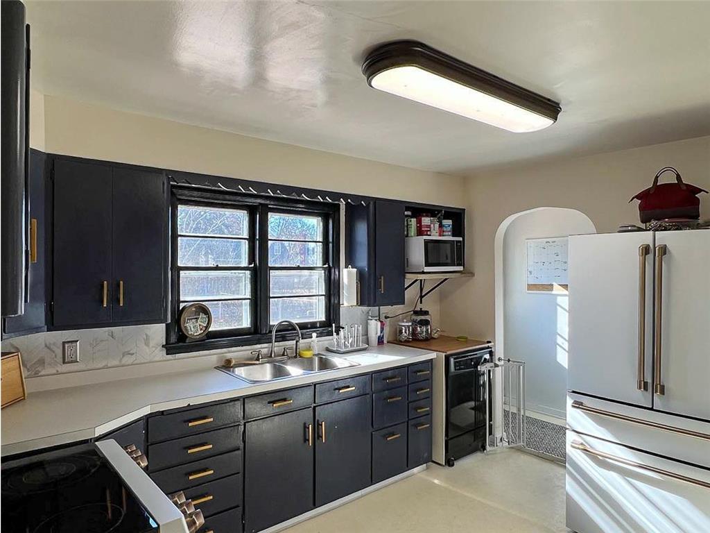 305 Kneale Avenue N Thief River Falls MN 56701 6704265 image12