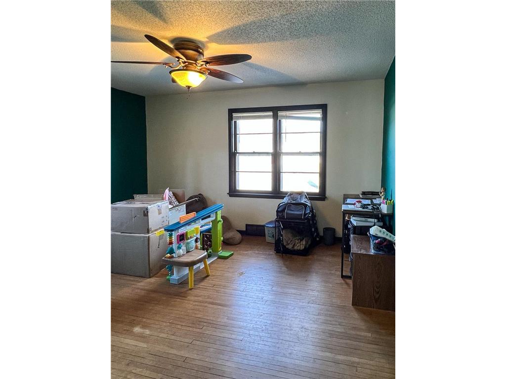 305 Kneale Avenue N Thief River Falls MN 56701 6704265 image18