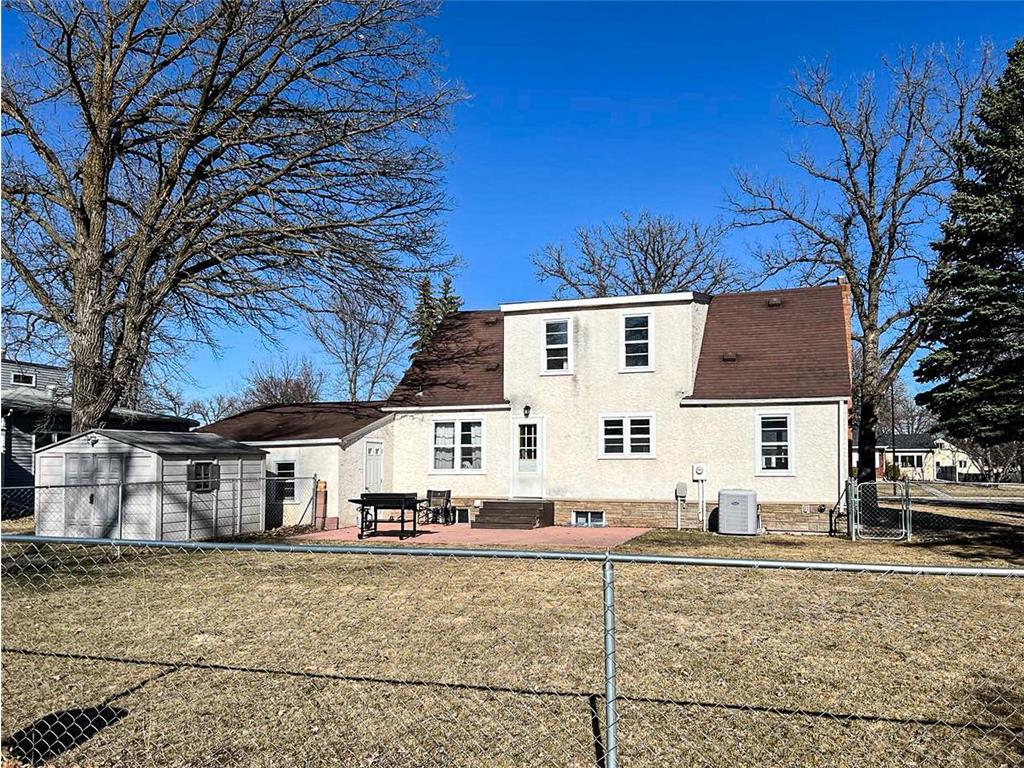 305 Kneale Avenue N Thief River Falls MN 56701 6704265 image3