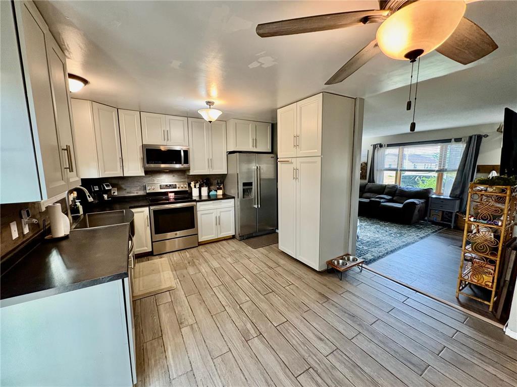 305 Lincoln Court SW Warroad MN 56763 7101411 image9