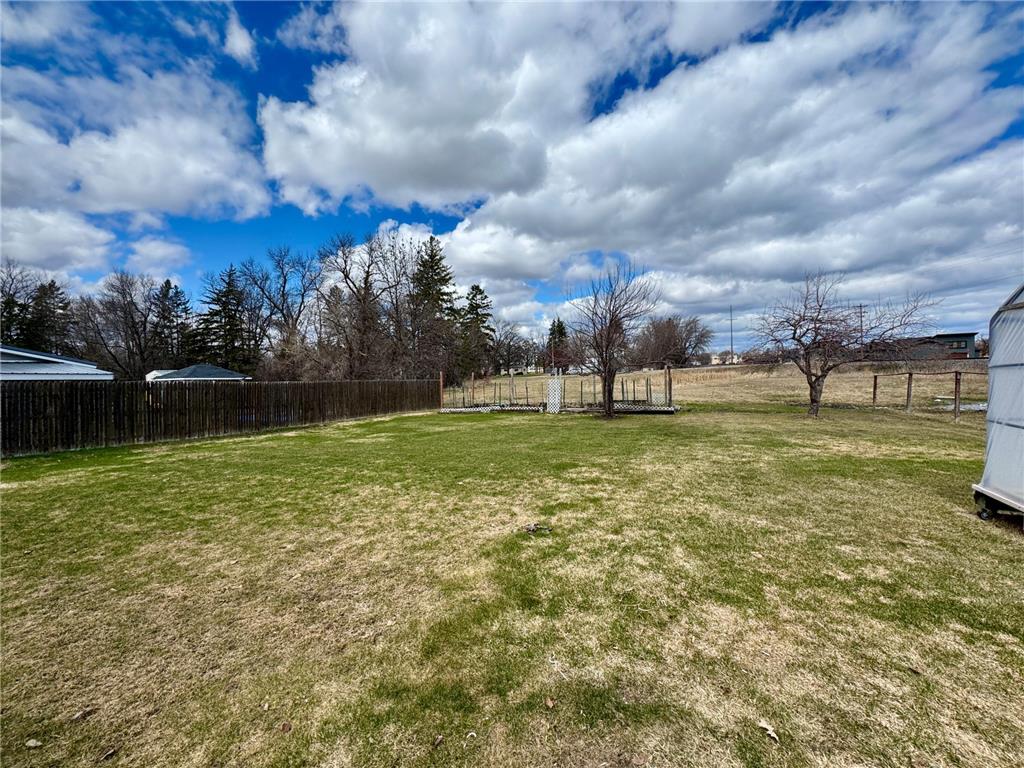 305 Lincoln Street SE Warroad MN 56763 7063444 image24