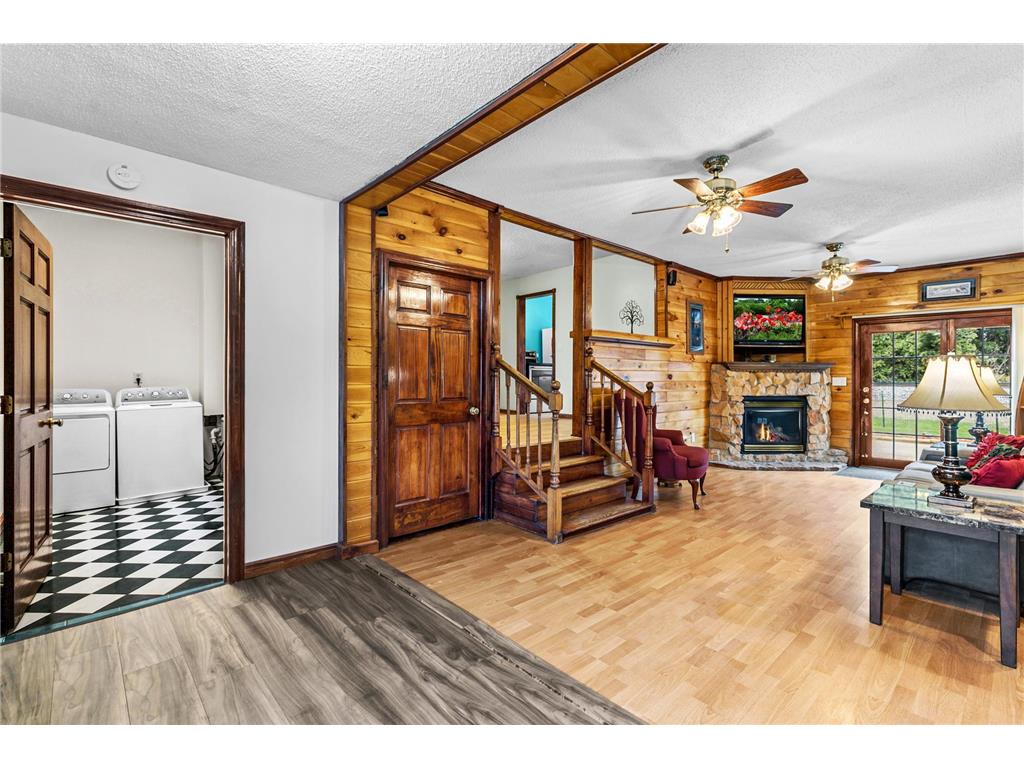 305 Main Avenue N Braham MN 55006 7073662 image12