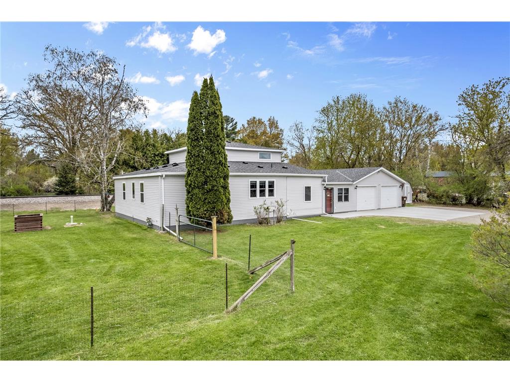 305 Main Avenue N Braham MN 55006 7073662 image2