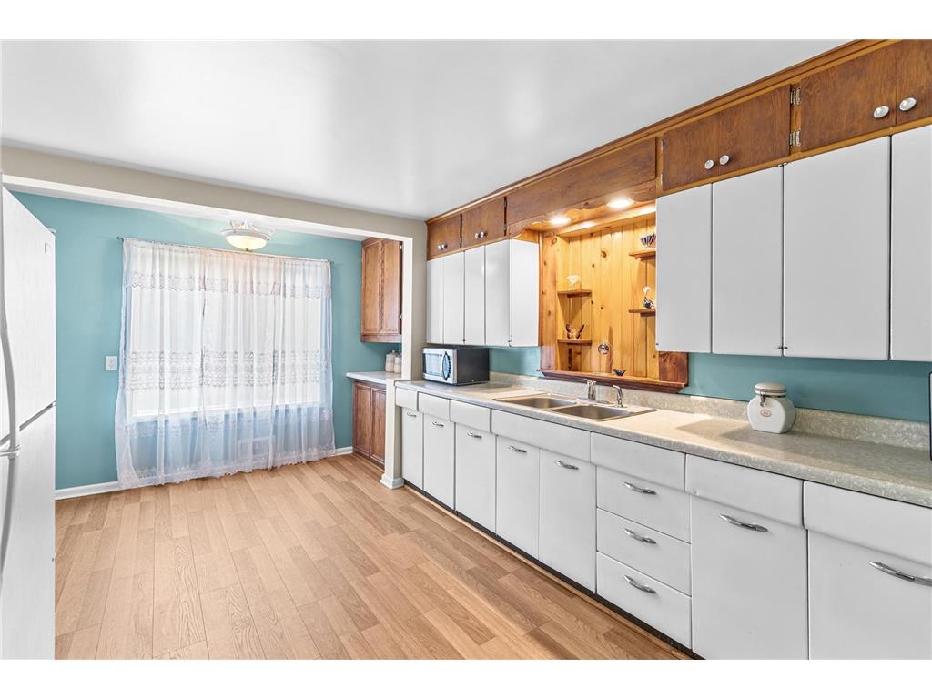 305 Main Avenue N Braham MN 55006 7073662 image20