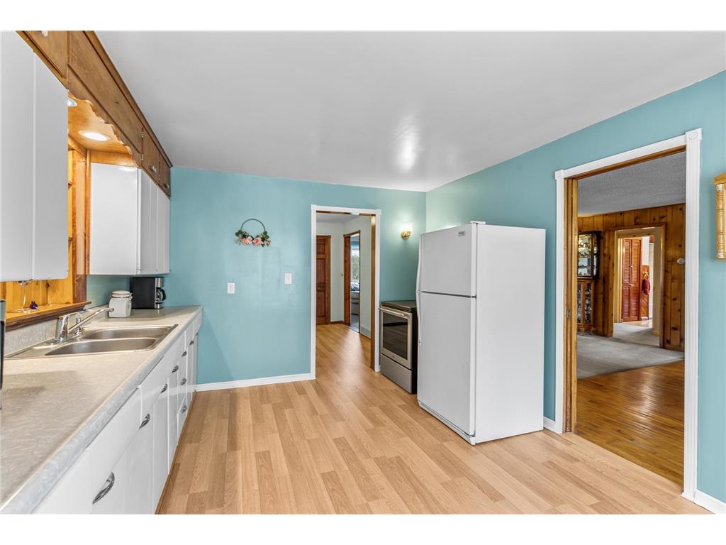 305 Main Avenue N Braham MN 55006 7073662 image22