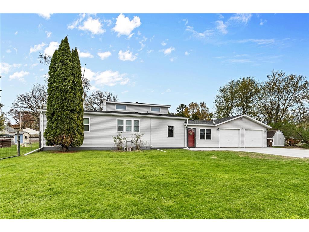 305 Main Avenue N Braham MN 55006 7073662 image3