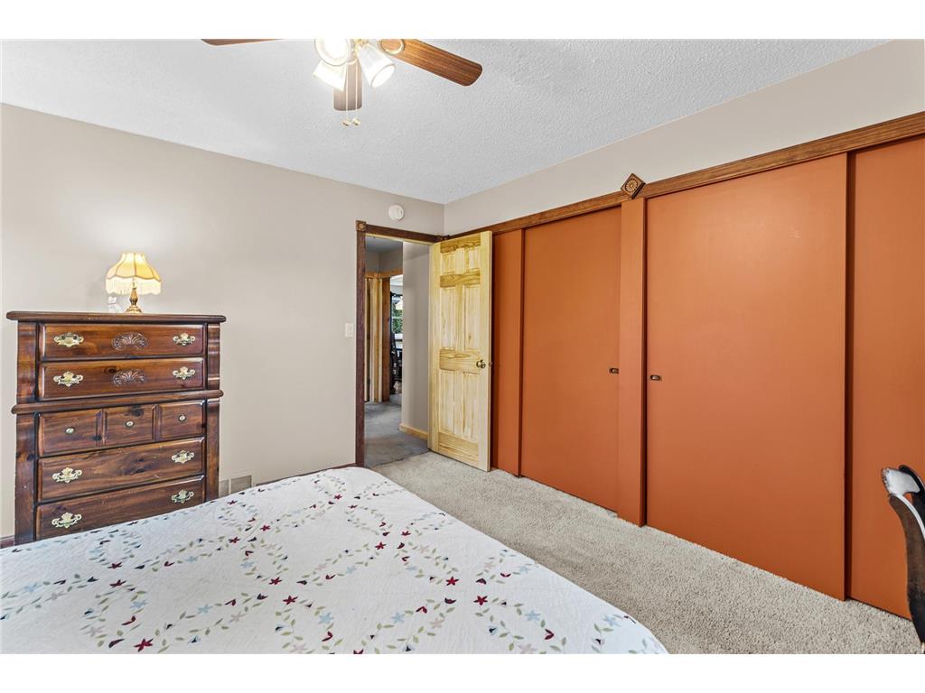 305 Main Avenue N Braham MN 55006 7073662 image31