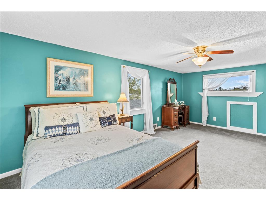 305 Main Avenue N Braham MN 55006 7073662 image34