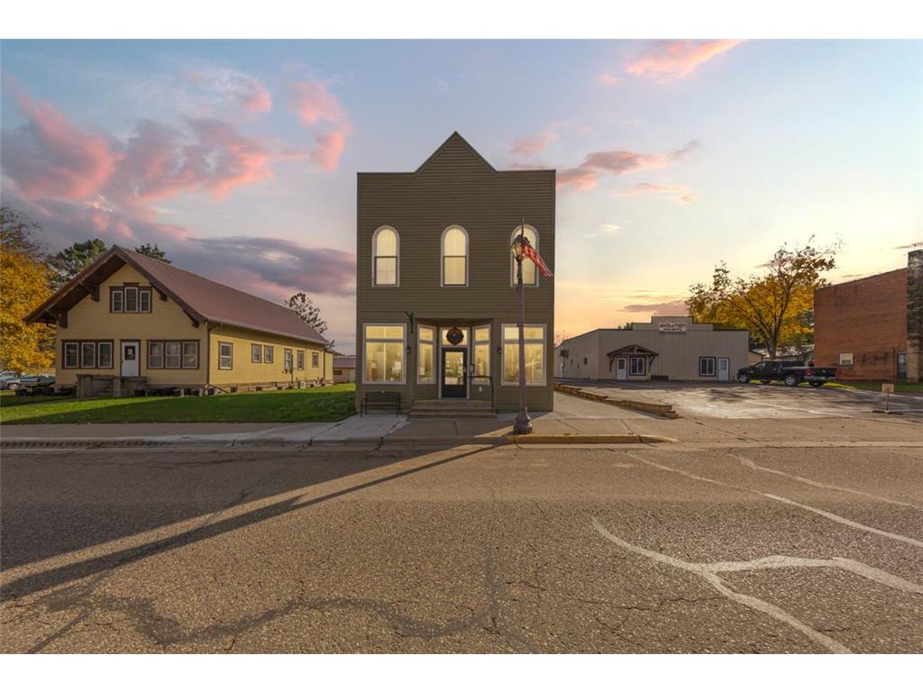 305 Main Street Henderson MN 56044 6811353 image32