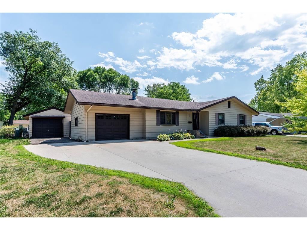 305 Maywood Avenue Eagle Lake MN 56024 6405021 image1