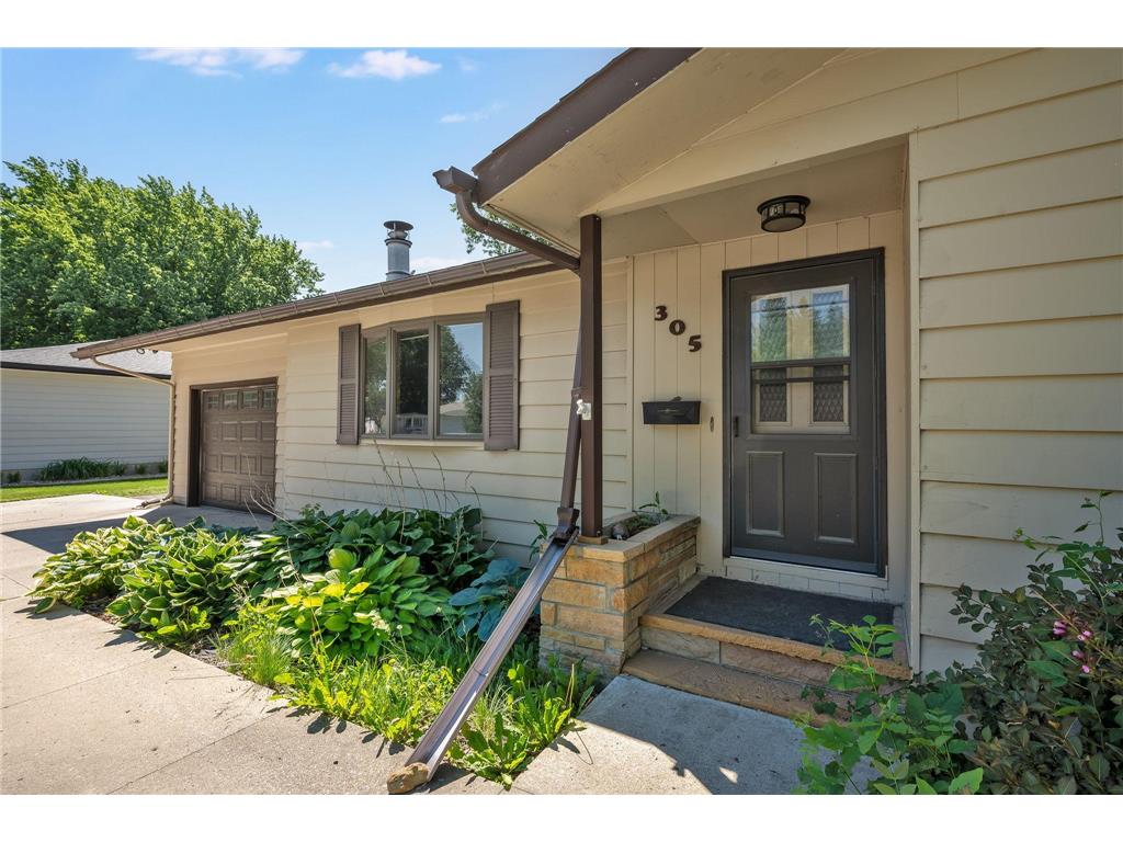 305 Maywood Avenue Eagle Lake MN 56024 7092963 image2