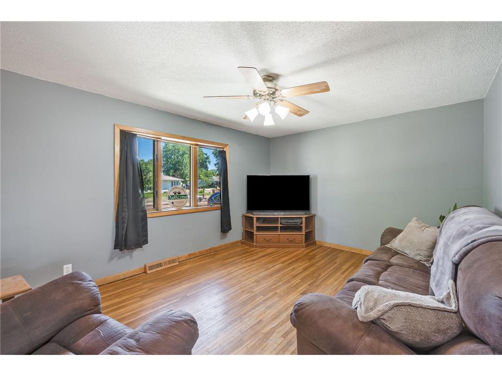 305 Maywood Avenue Eagle Lake MN 56024 7092963 image38