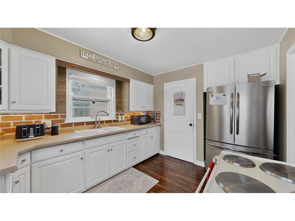 305 N Mantorville Avenue Kasson MN 55944 7023308 image16