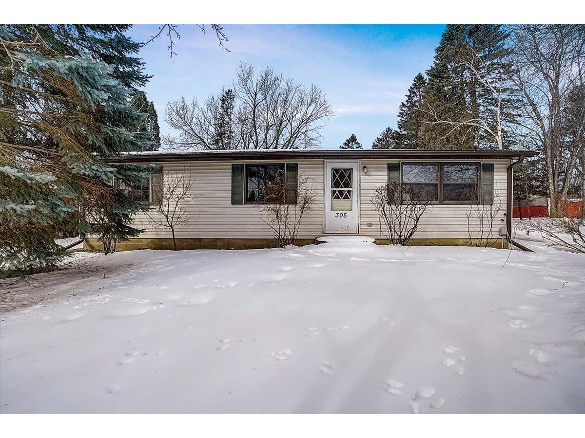 305 N Park Street, Roberts, WI, 54023 MLS 6157918 Edina Realty