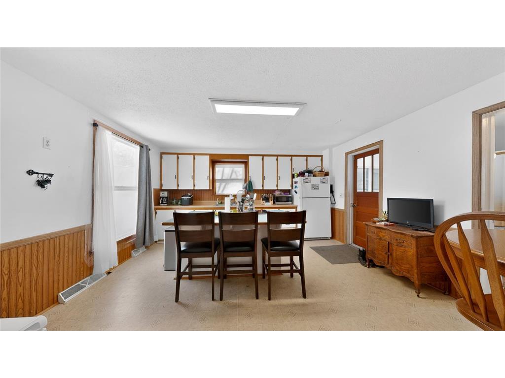 305 N Prairie Street Lake City MN 55041 7038498 image15