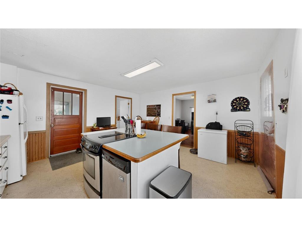305 N Prairie Street Lake City MN 55041 7038498 image17