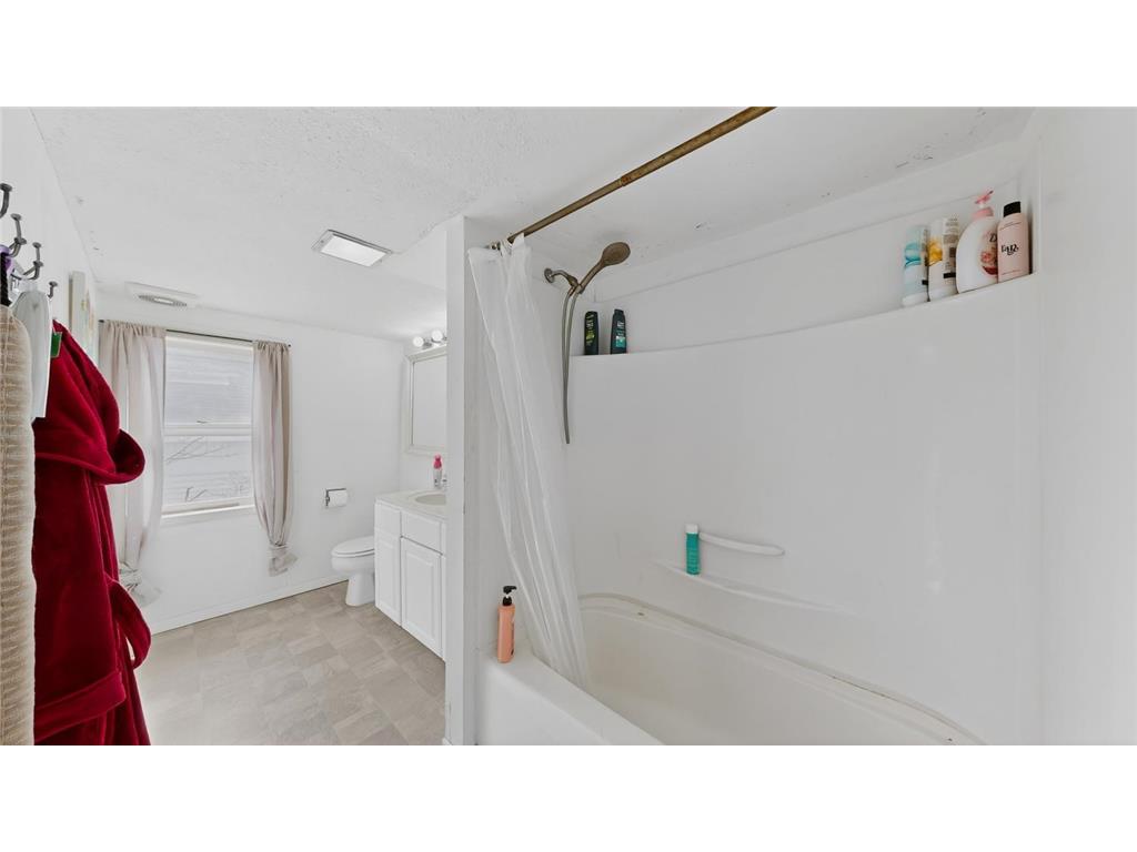 305 N Prairie Street Lake City MN 55041 7038498 image26