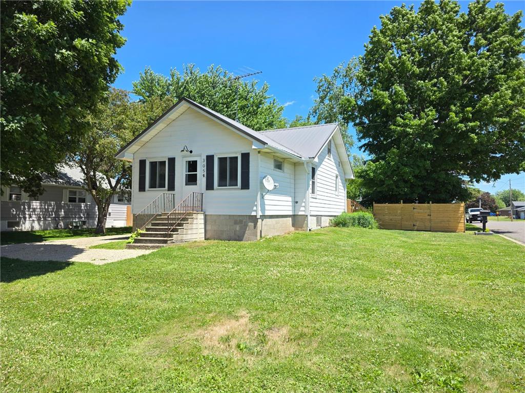305 N Wabasha Plainview MN 55964 7092104 image5
