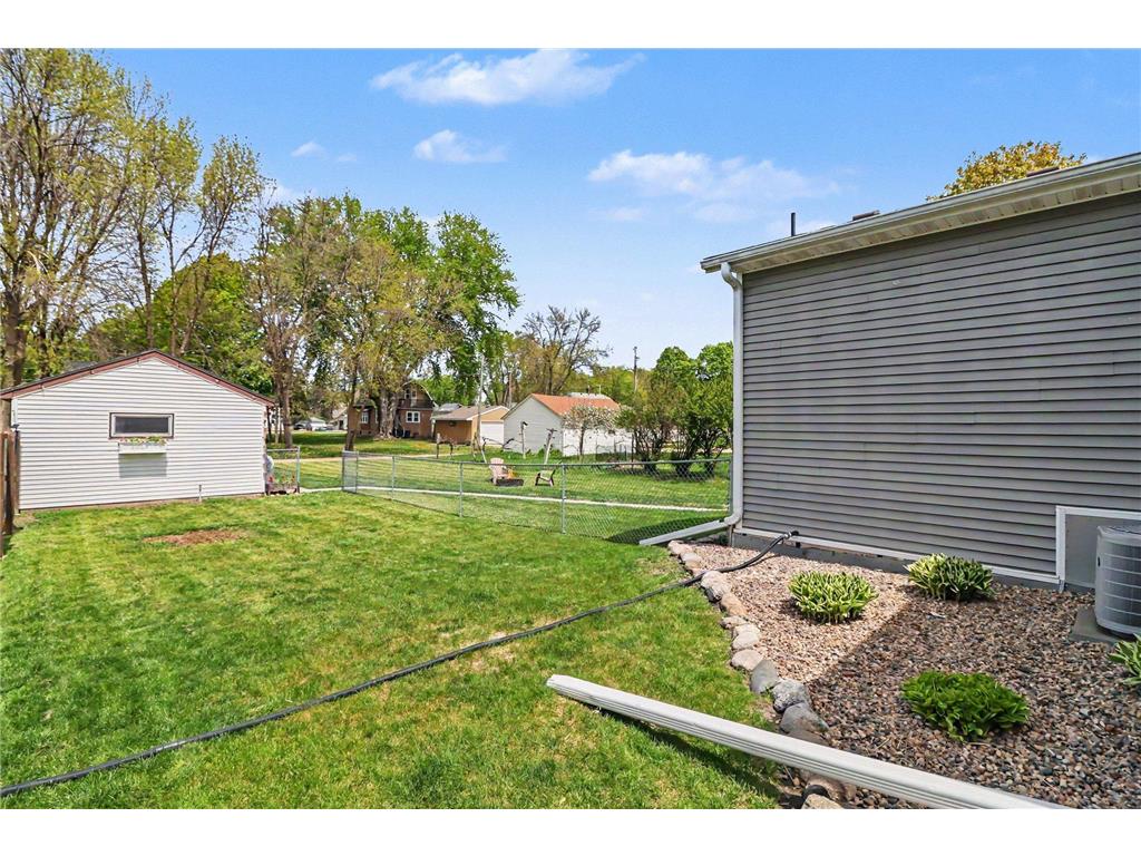 305 Oak Avenue SE Montgomery MN 56069 7062995 image15