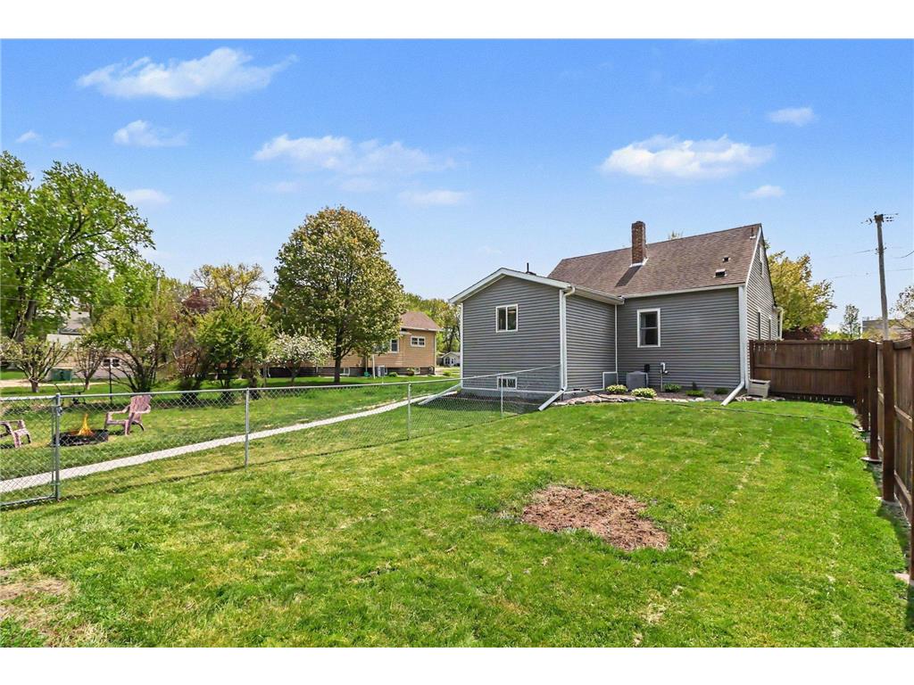 305 Oak Avenue SE Montgomery MN 56069 7062995 image16