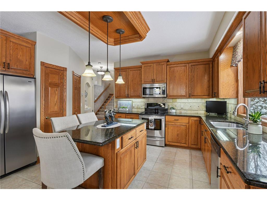 305 Pondview Lane Chaska MN 55318 7026810 image14