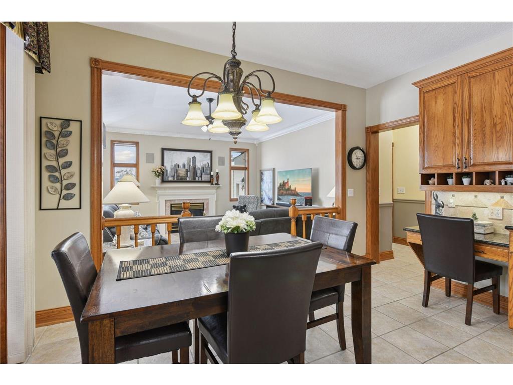 305 Pondview Lane Chaska MN 55318 7026810 image18