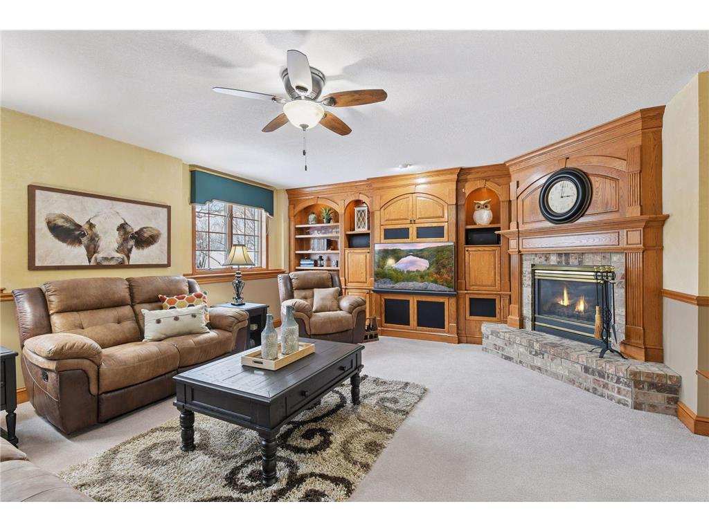 305 Pondview Lane Chaska MN 55318 7026810 image32