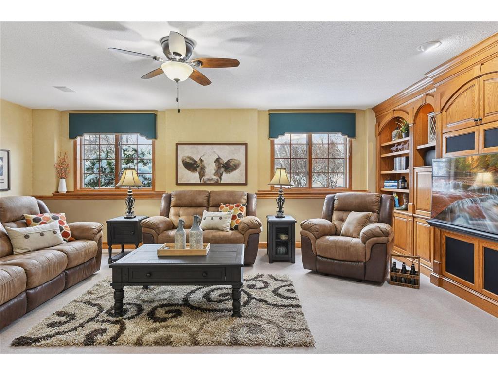 305 Pondview Lane Chaska MN 55318 7026810 image34