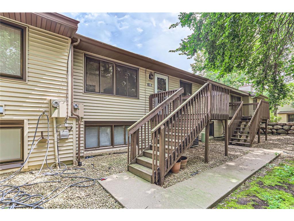 305 River Woods Lane Burnsville MN 55337 6581441 image1