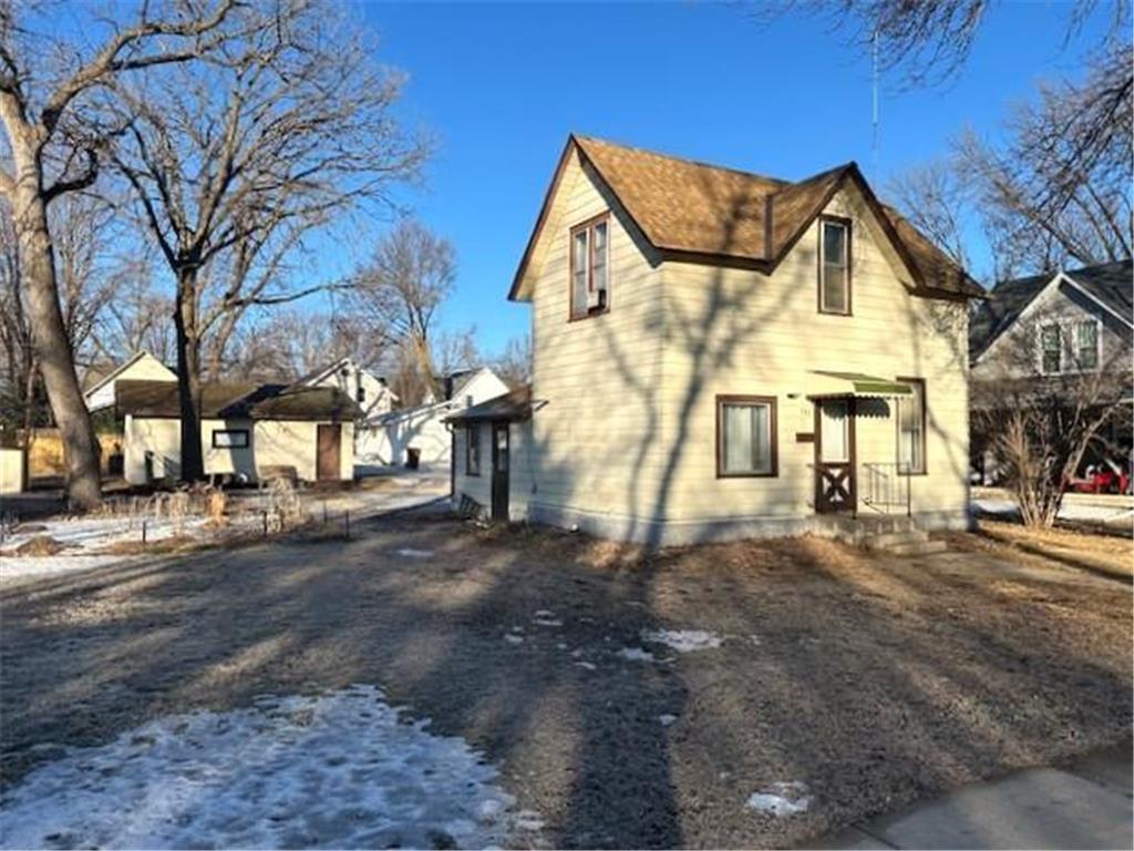 305 S 8th Street Montevideo MN 56265 7019867 image1