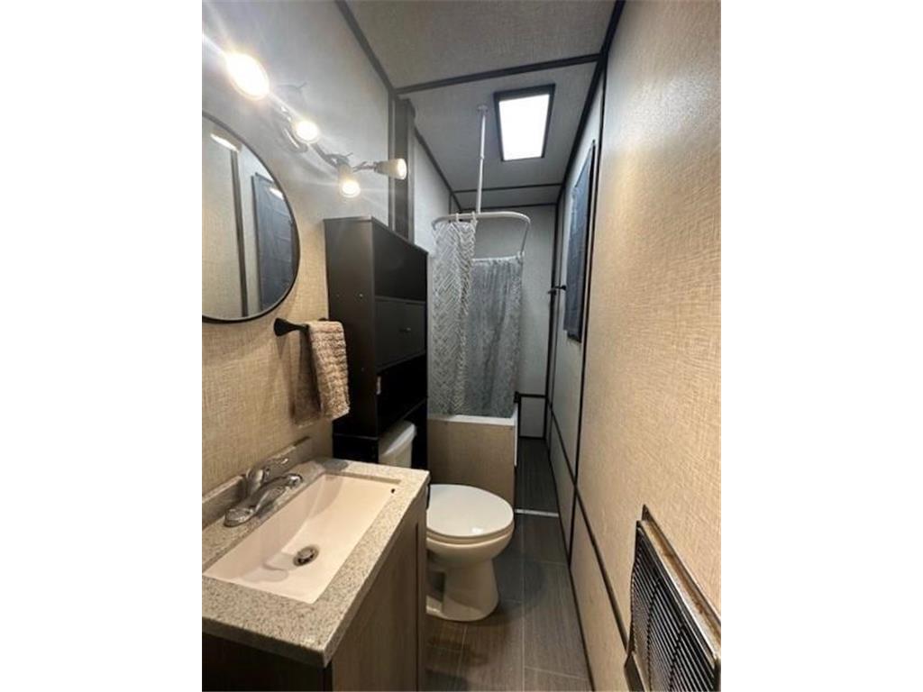 305 S 8th Street Montevideo MN 56265 7019867 image9