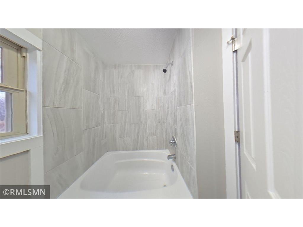 305 S Hill Avenue Ogilvie MN 56358 7000455 image12