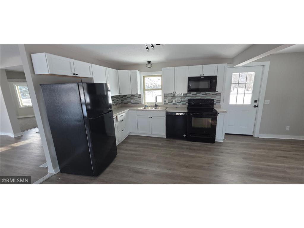 305 S Hill Avenue Ogilvie MN 56358 7000455 image5