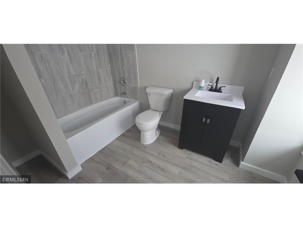 305 S Hill Avenue Ogilvie MN 56358 7000455 image9