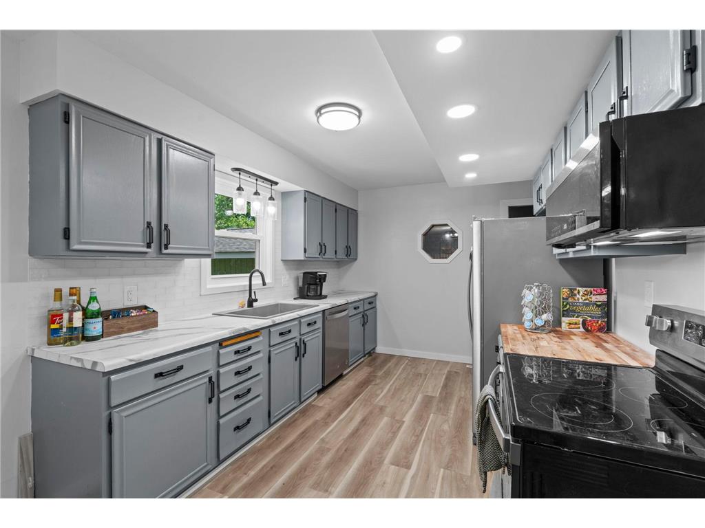 305 Spruce Drive Woodville WI 54028 7080672 image19