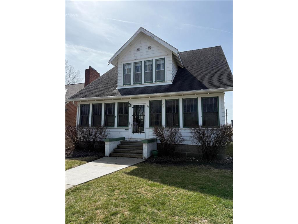305 Summit Street SE Sleepy Eye MN 56085 7056491 image1