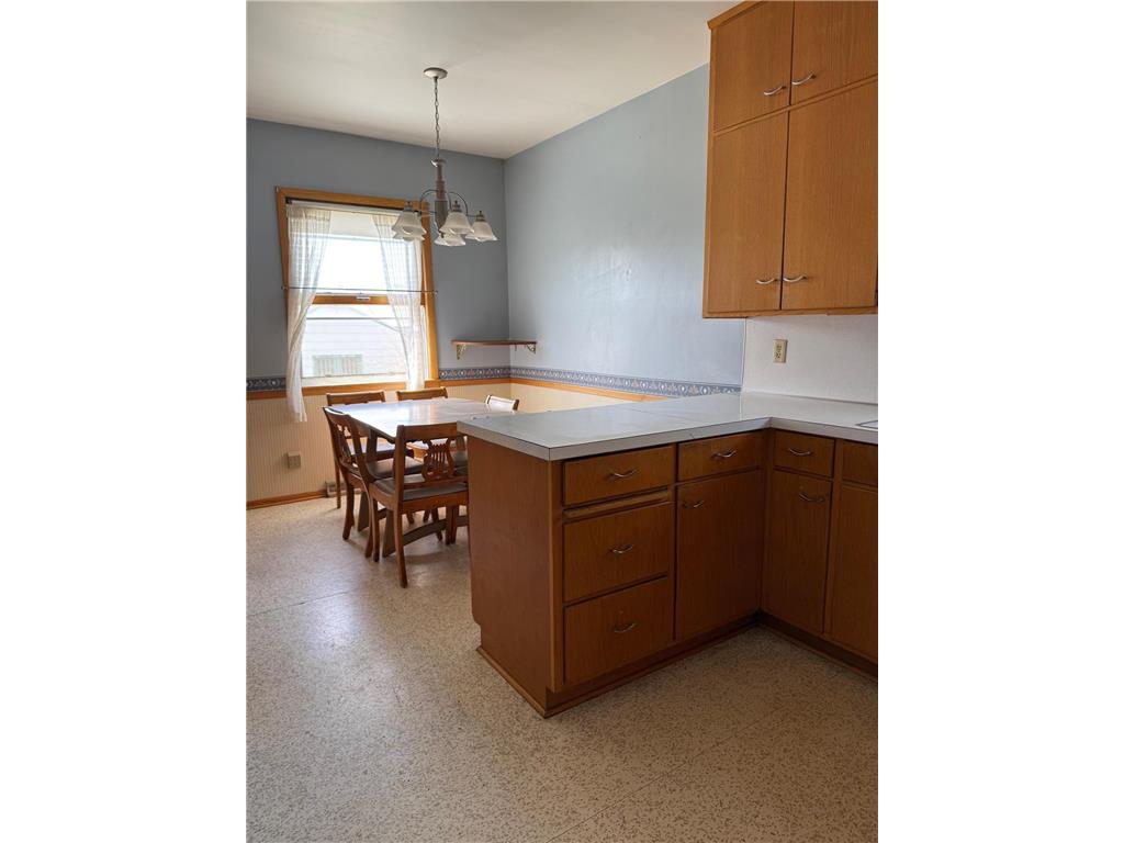 305 Summit Street SE Sleepy Eye MN 56085 7056491 image7