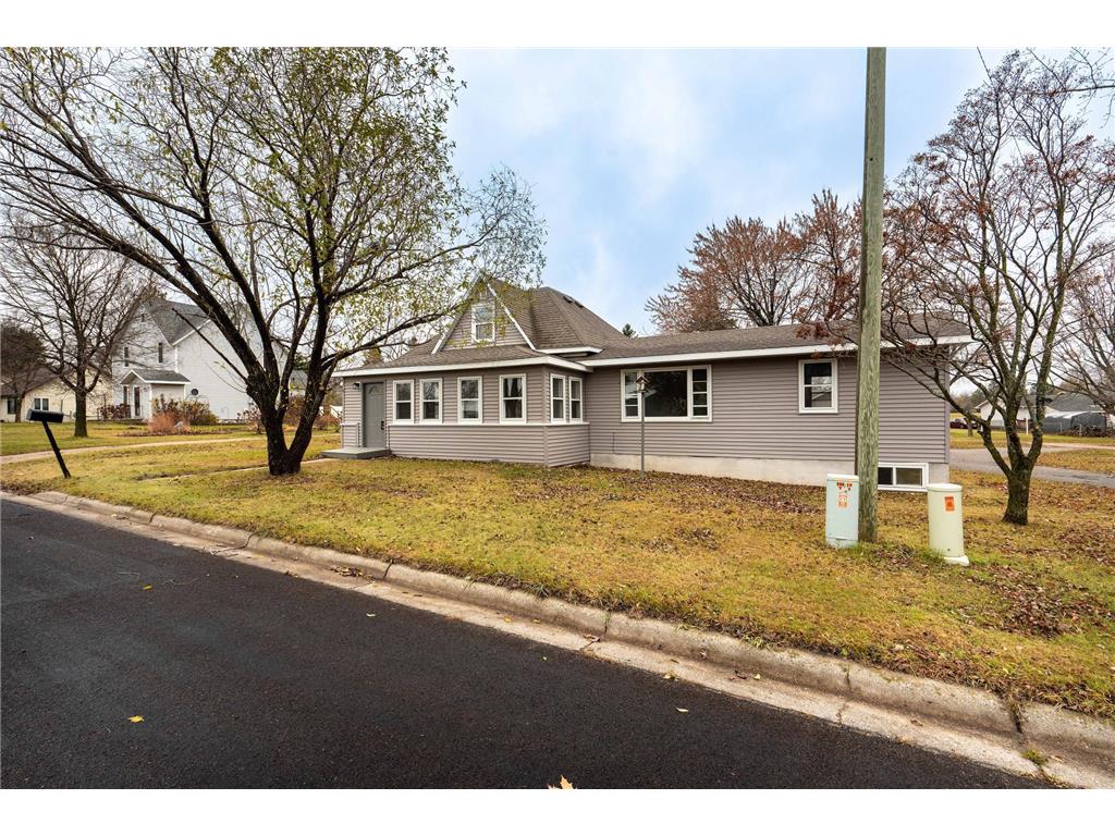 305 W Holdt Street Battle Lake MN 56515 6634316 image1