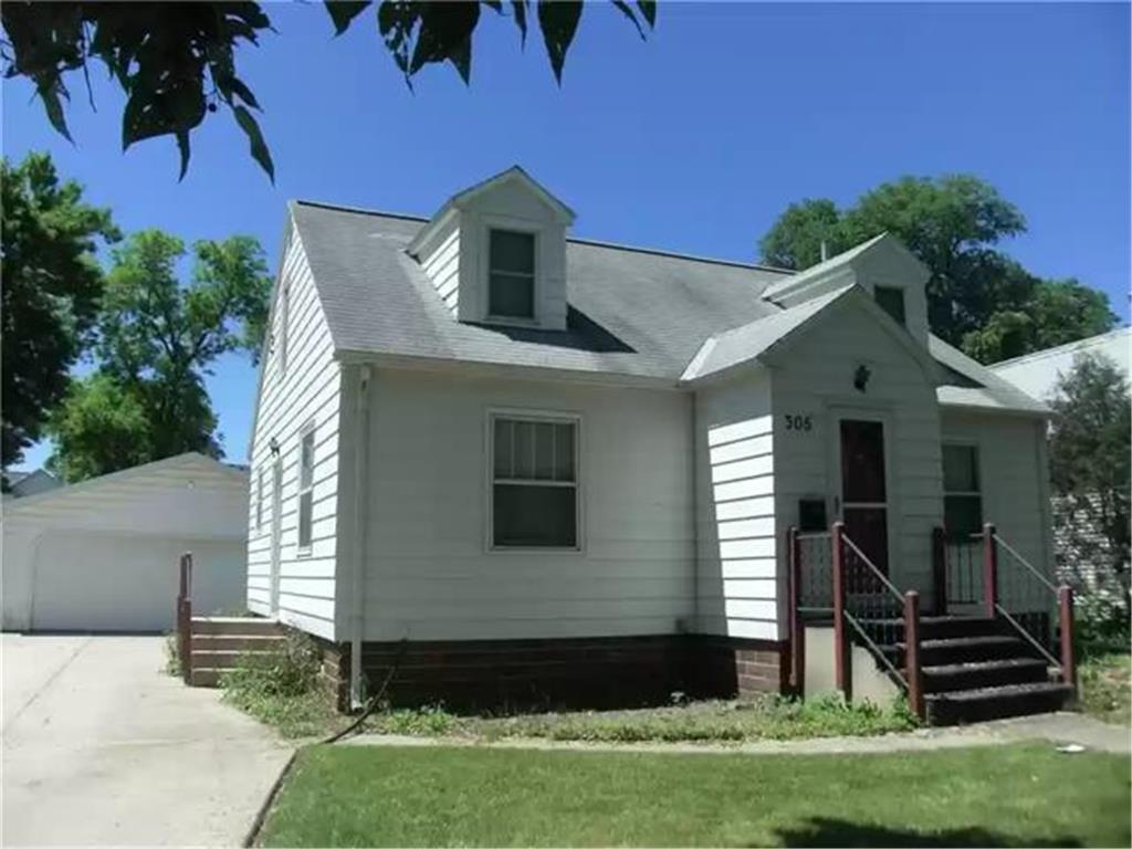 305 W Marshall Street, Marshall, MN, 56258 MLS 6218374 Edina Realty